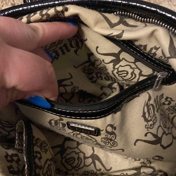 Guess purse - Picture 5 of 7